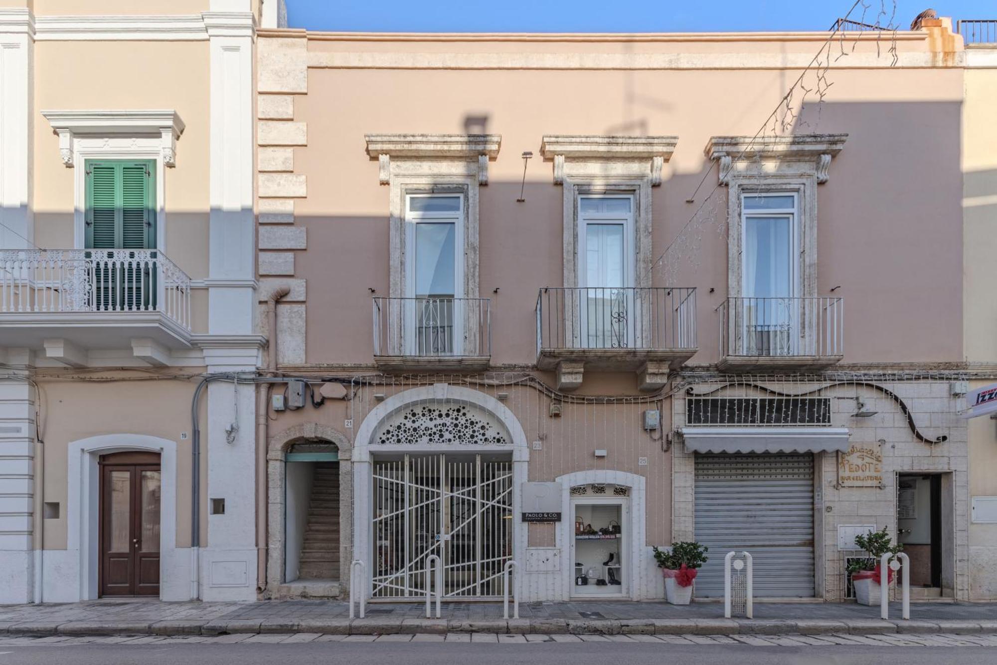 Palazzo Extravacanza Polignano a Mare Exterior photo
